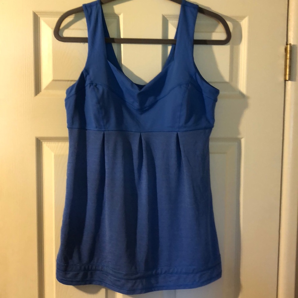 Lululemon top